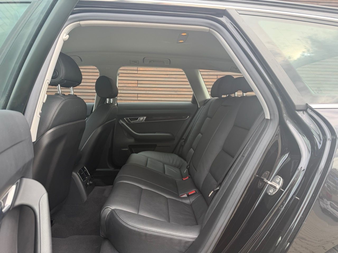 Audi A6 Avant 3.2 FSI quattro - Foto 8