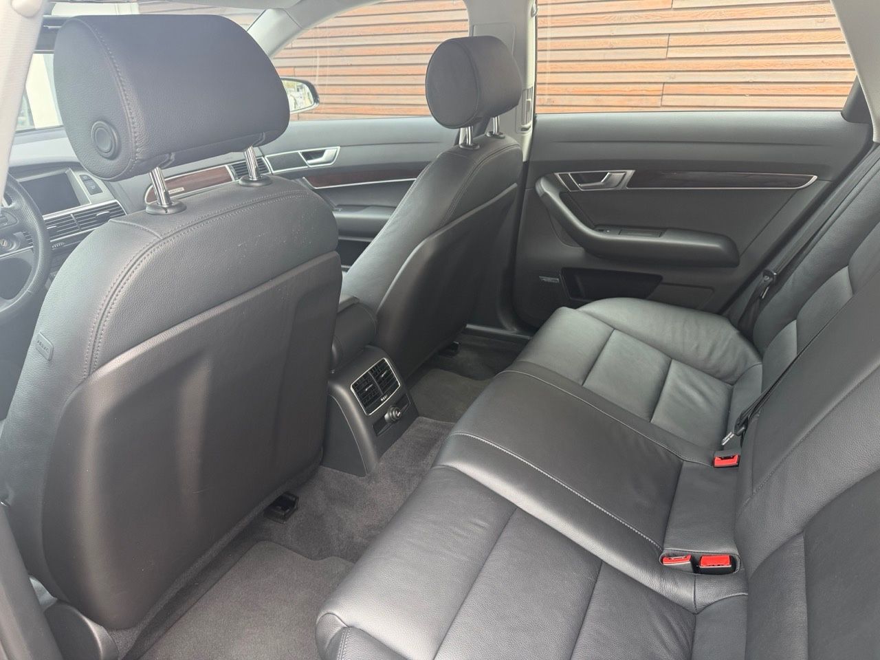 Audi A6 Avant 3.2 FSI quattro - Foto 9