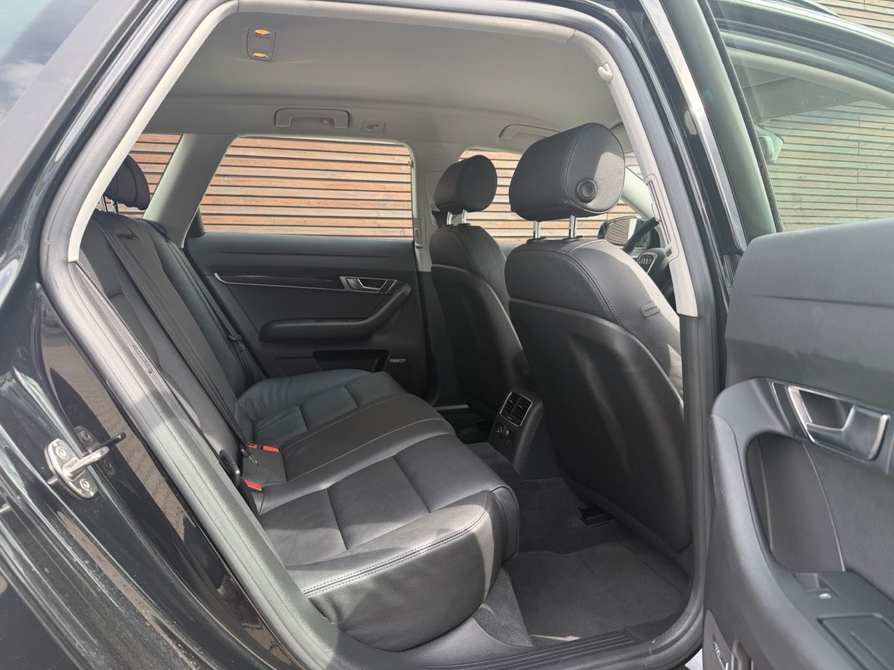 Audi A6 Avant 3.2 FSI quattro - Foto 10