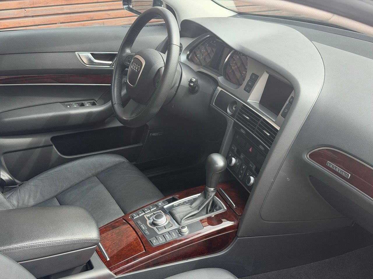 Audi A6 Avant 3.2 FSI quattro - Foto 13