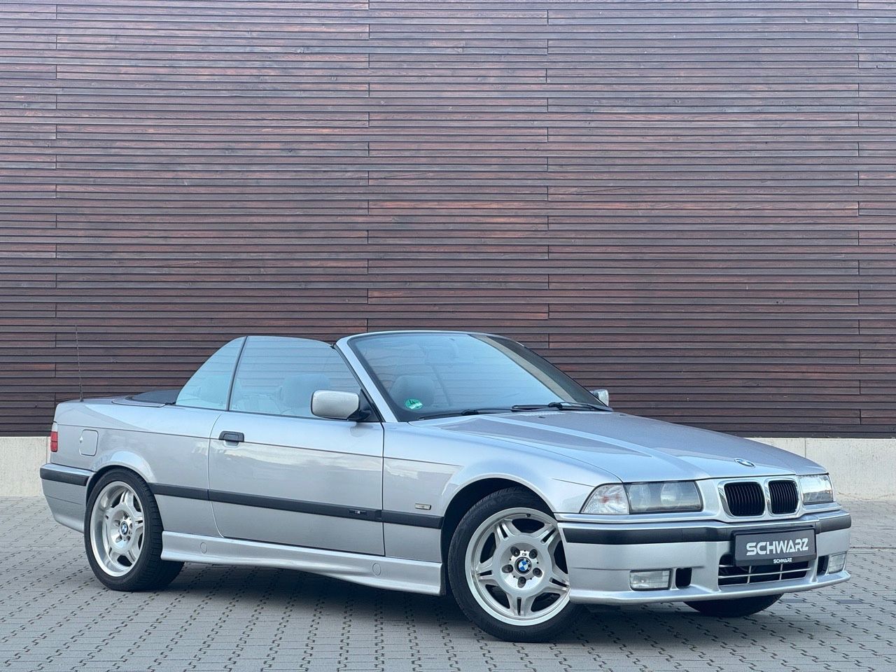 BMW 320i Cabrio - Foto 4