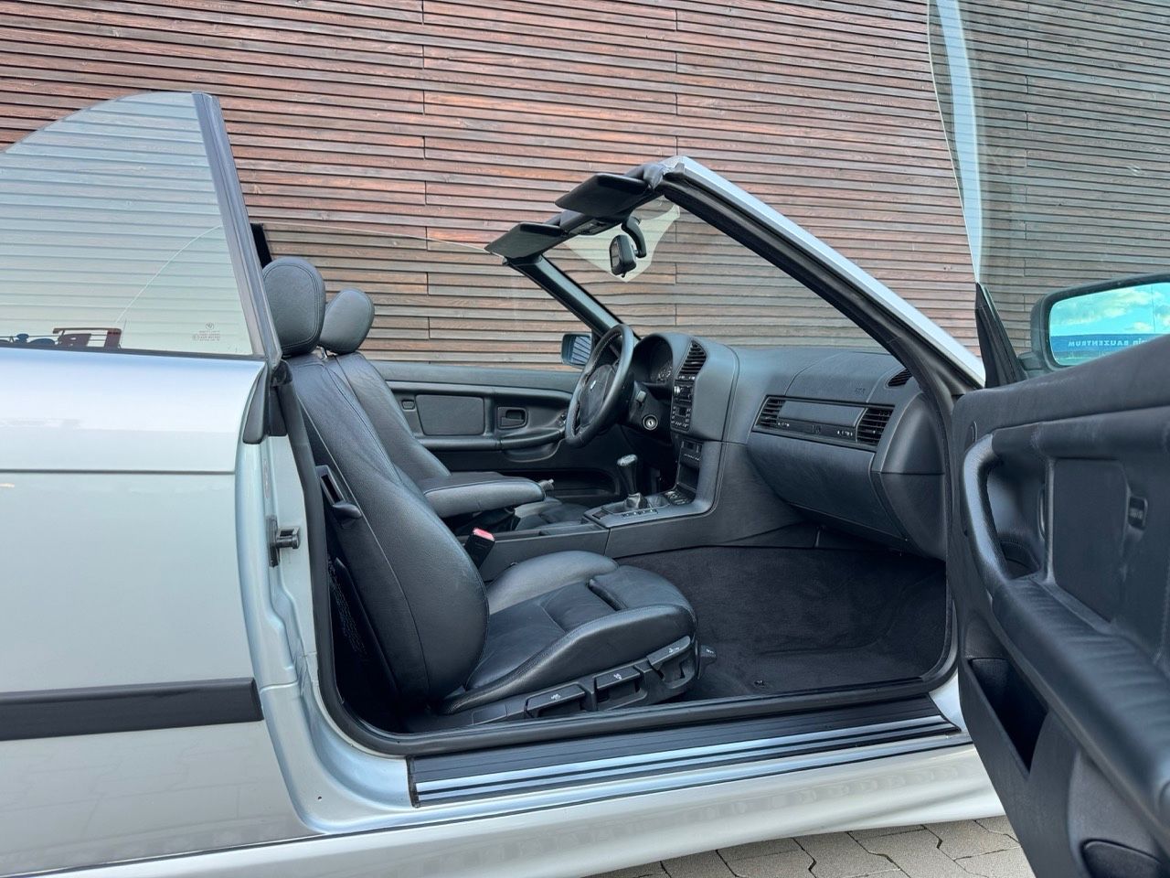 BMW 320i Cabrio - Foto 6
