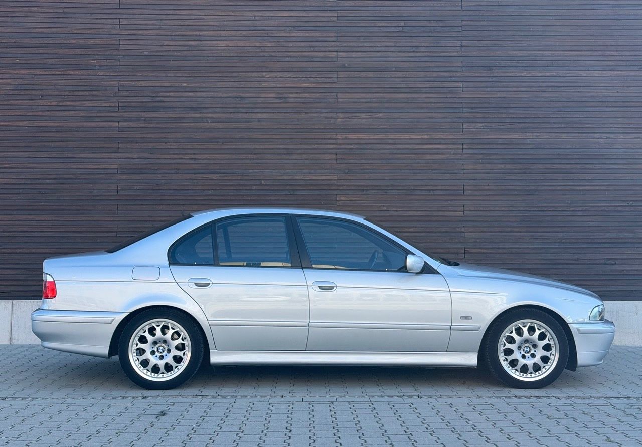 BMW 525i A Lifestyle - Foto 4