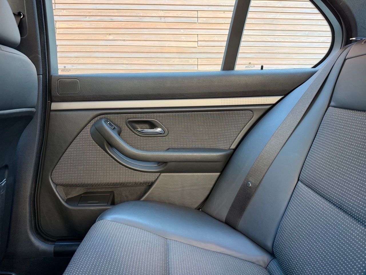 BMW 525i A Lifestyle - Foto 11