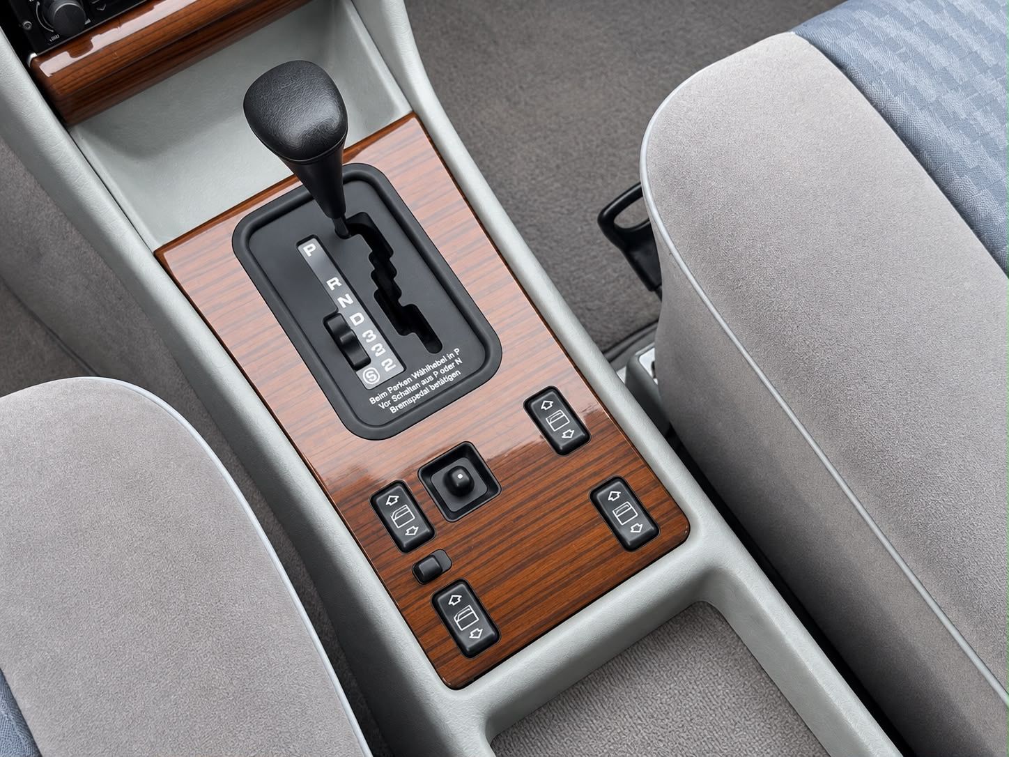 Mercedes-Benz 300 SE W126 - Foto 10