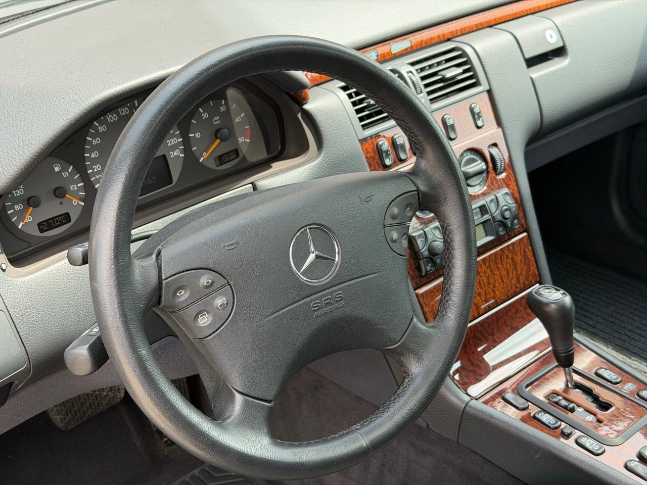 Mercedes-Benz E 220 CDI Avantgarde - Foto 7